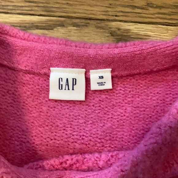 Perfect sweater - Picture 3 of 4